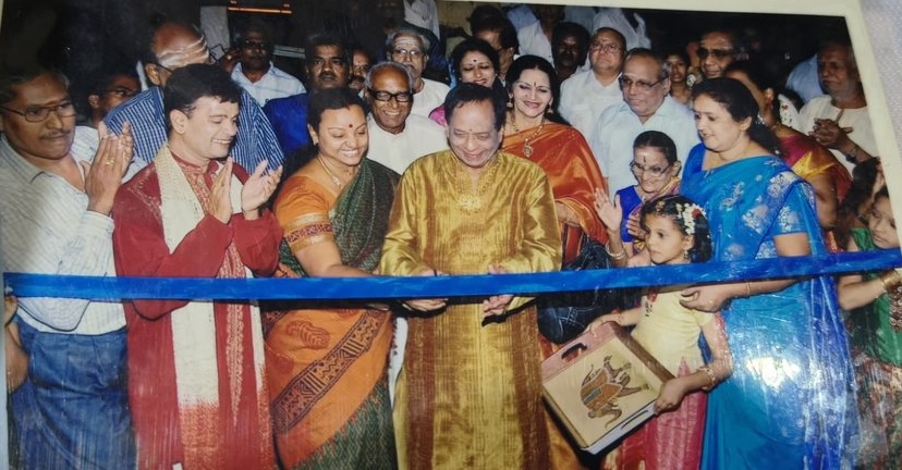 Dr. Balamuralikrishna inaugurates Vipanchee